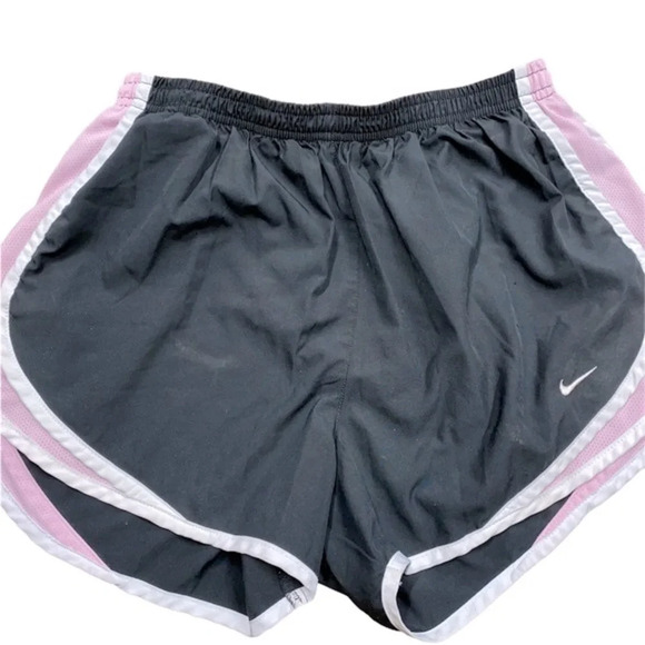 Nike Drifit size medium black athletic shorts - Picture 1 of 3